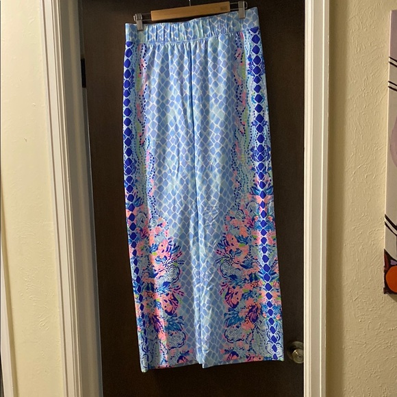 Lilly Pulitzer Blue Water Print Pants - Picture 1 of 6